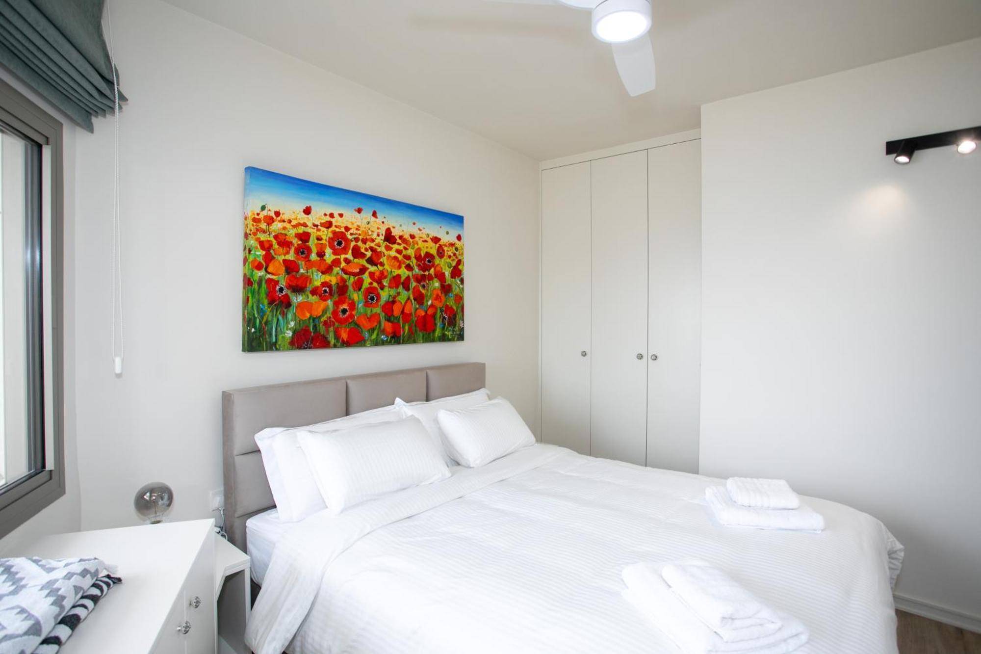 Palmove Luxurious Beachfront Apt Lárnaka Eksteriør bilde